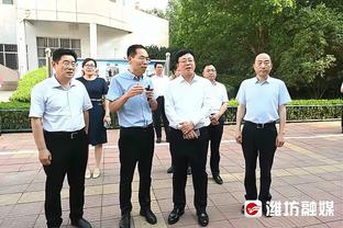 湖人官方：詹姆斯因脚踝伤势缺席明日洛城德比